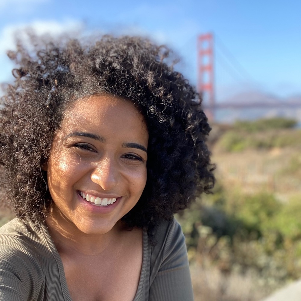 Meet your Posher, Raiane
